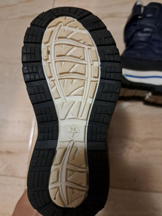 Детски ботушки  .