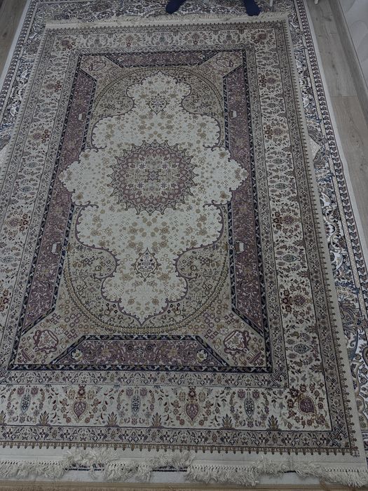 Продается ковер для дома 2х3 в хорошом состоянии, Иранский