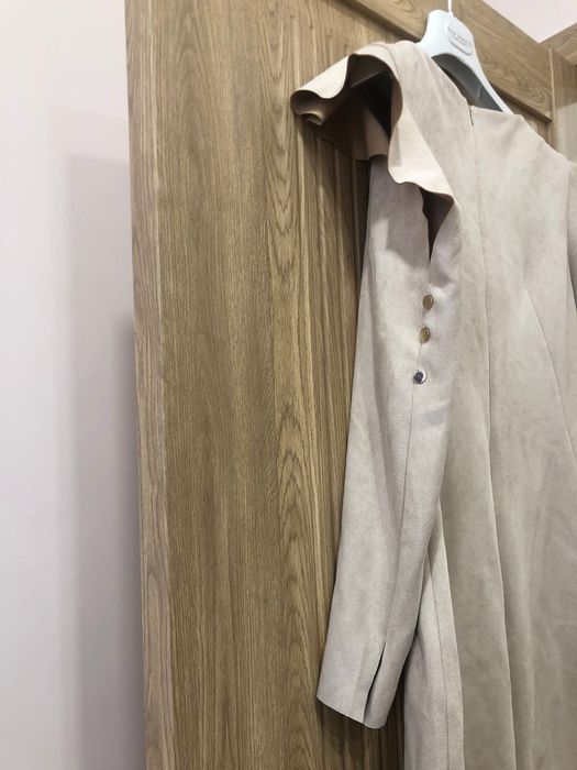 Современное платье,р-р 44-46