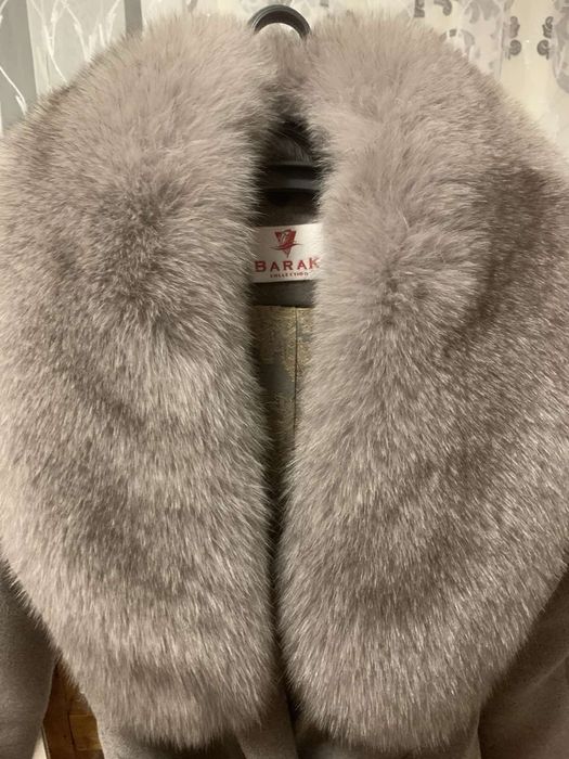 Palton damă  cu blană naturală – stare excelentă