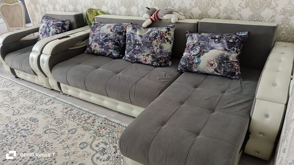 Продам диван с креслом