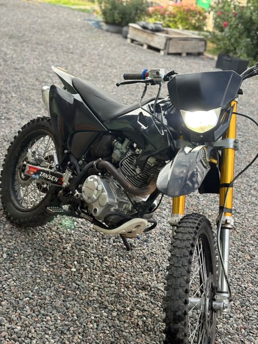 на продаже эндуро 250кубов