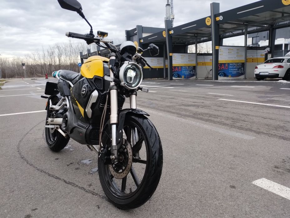 Motocicleta  electrica Super Soco TC Max, permis B (cu atestat)