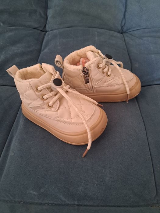 Продам осеннюю обувь