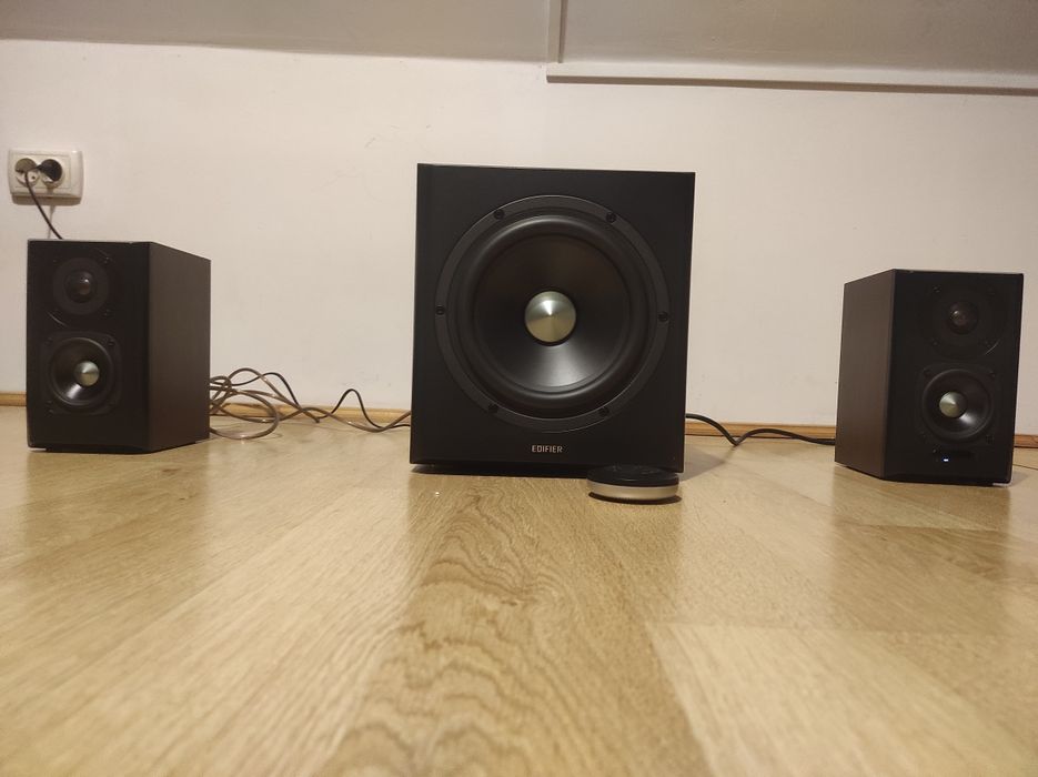Vând boxe Edifier S350DB cu factură și garanție