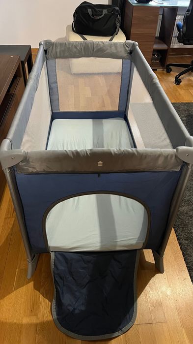 țarc de joacă cu saltea