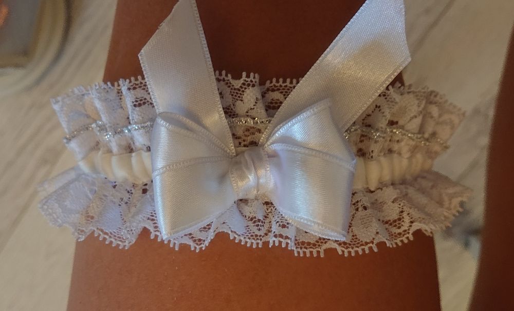 Jartiera mireasa NOUA hand made 100% in Romania Bridal garter