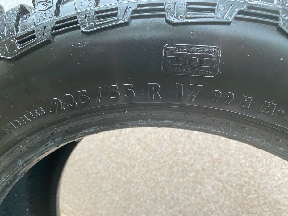 Продавам зимни гуми 235/55 17