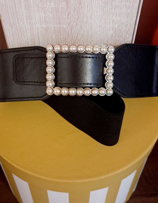 Дамски луксозни еластични колани