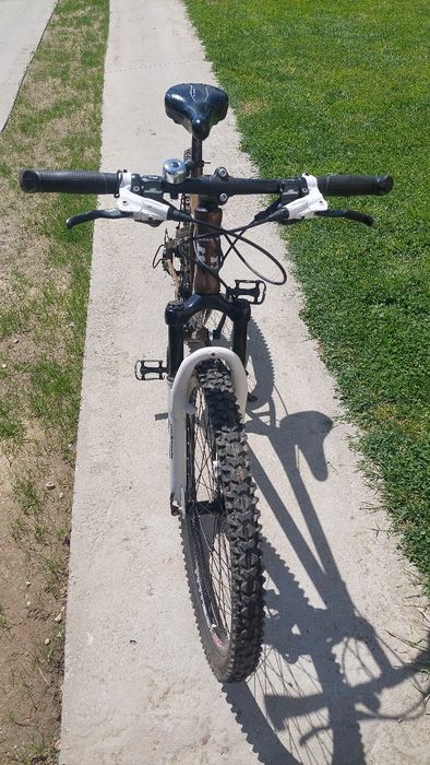 Bicicleta McKenzie HILL 800 MT11