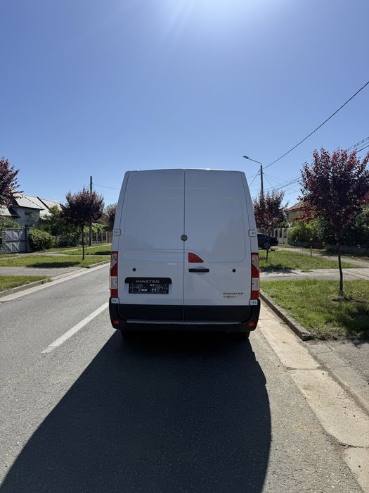 Ranault Master Mixt 2018