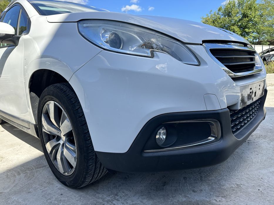 Fata completa Peugeot 2008 capota bara far aripa trager radiator