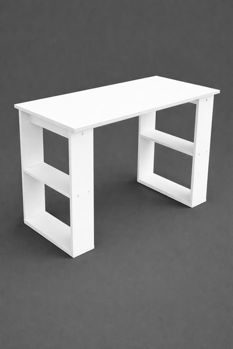 Маникюрные столы новые в наличии