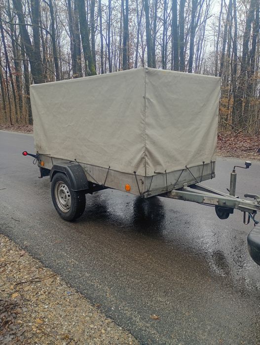 Vând remorcă 750kg