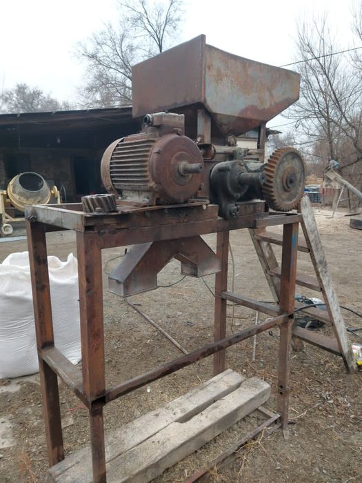 Продам Плющилку для зерна