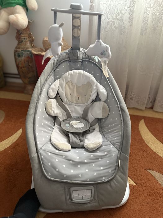 Balansoarul Cuddle Lamb