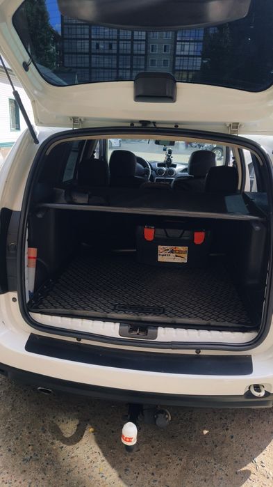 Продам автомобиль кроссовер Renault Duster