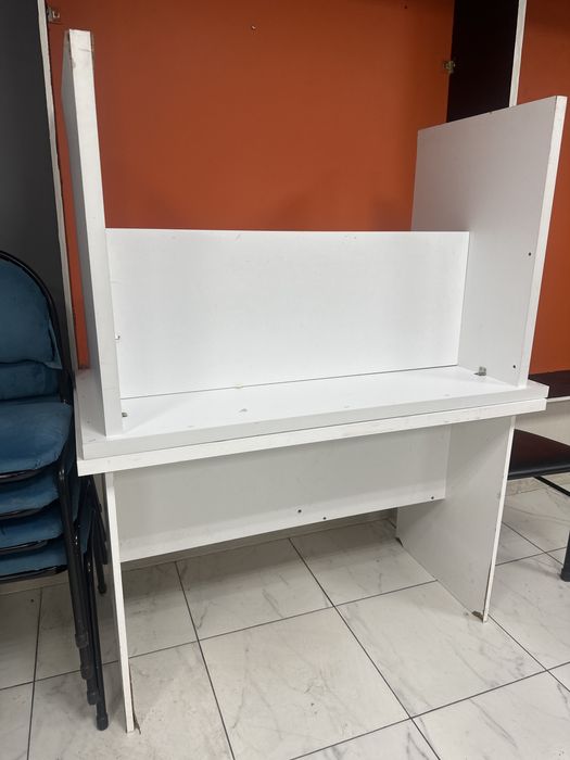 Столы продам 4 штуки