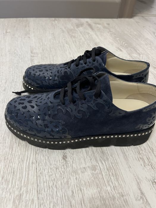 Продам женские лоферы