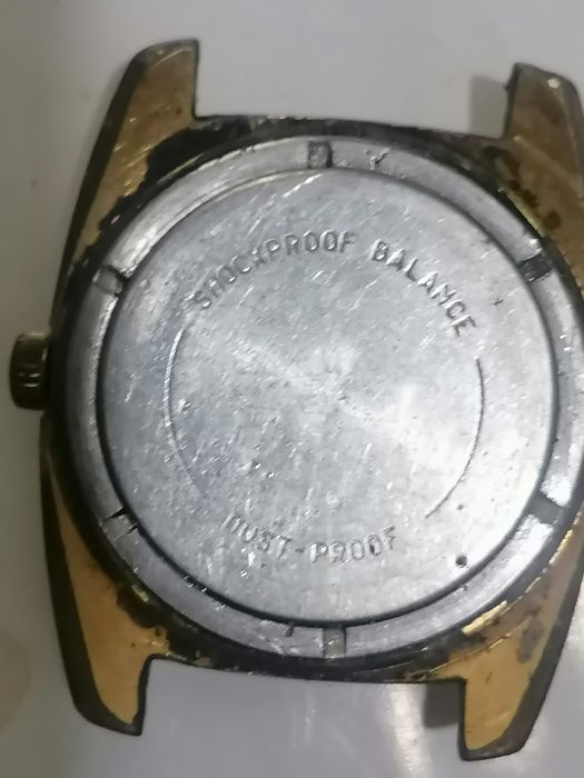 Стари часовници ръчни