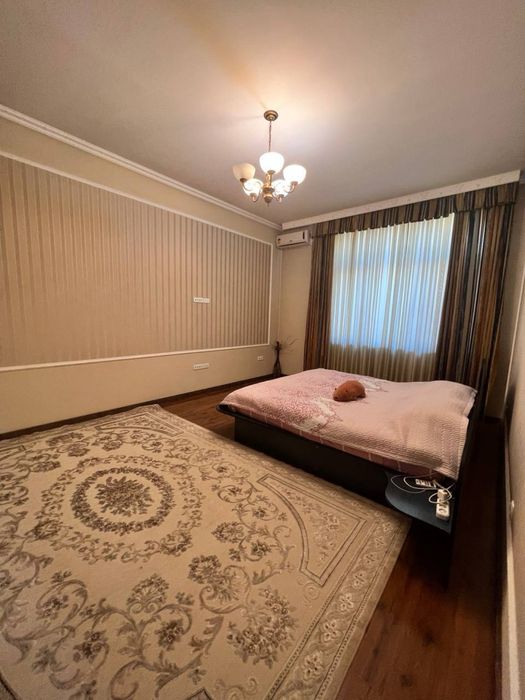 Сдается евродом 4 соток Яккасарай 3-х уровневый на 7 комнат