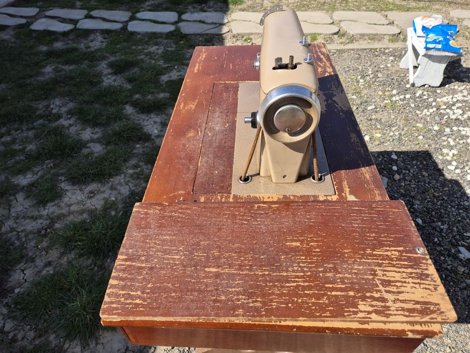 Masina de cusut Ileana