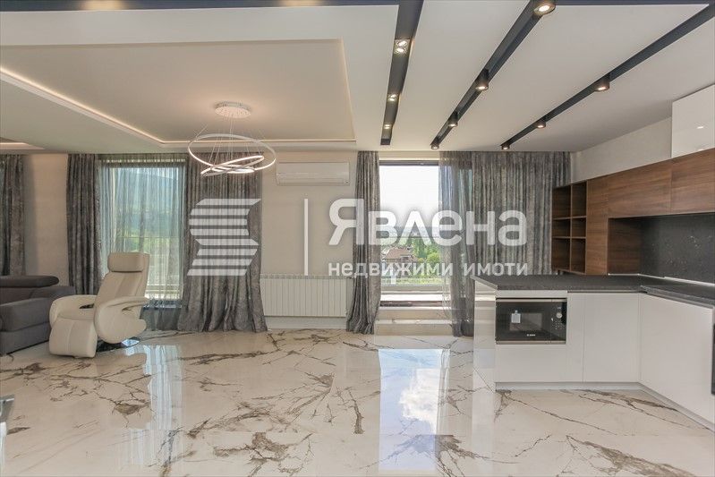 Продава се Многостаен апартамент в София, Кръстова вада - 270 кв.м за 2723 €/кв.м - Снимка #1