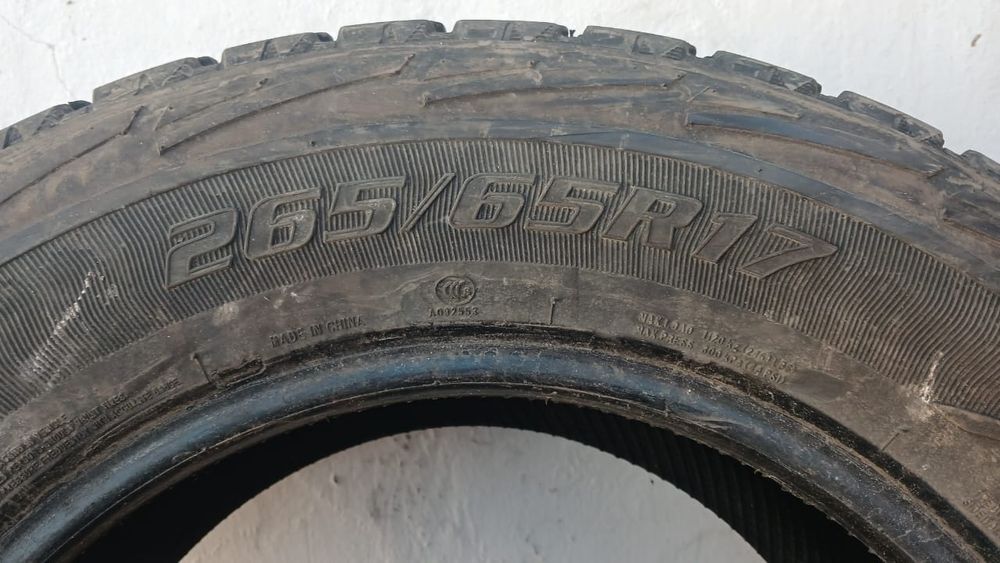 Продам резину на 17размер