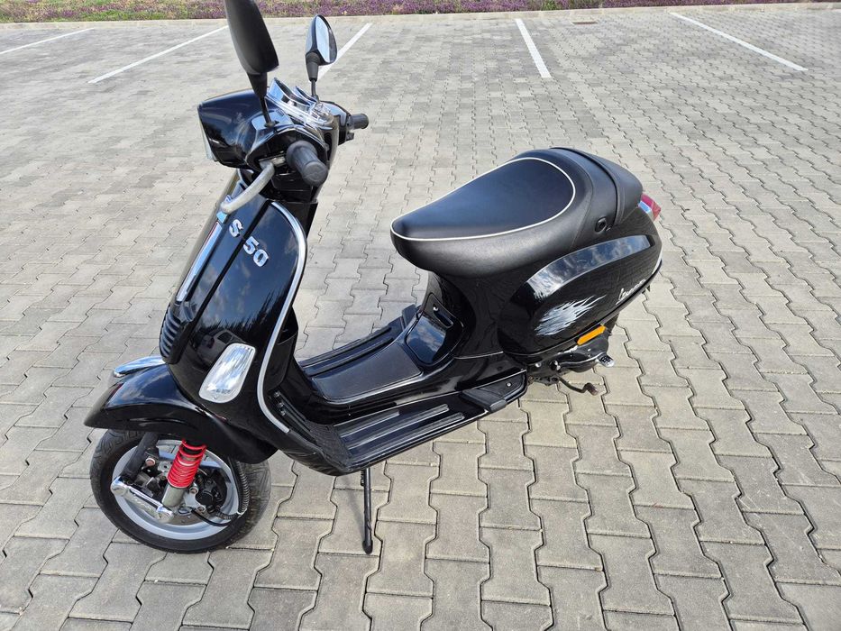 Scuter Vespa S50 2t