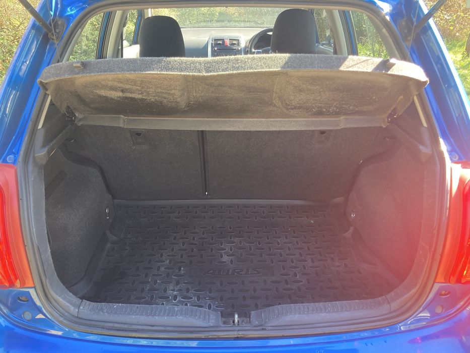 Тойота аурис/toyota auris 1.4D4D 90кс 09-12г