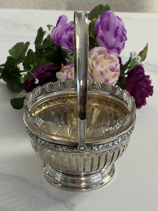 Bombonieră de colecție din Argint Masiv 800 și Cristal