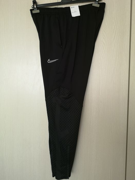 Pantaloni trening sport barbati Nike dry-fit dri-fit slim fit textili