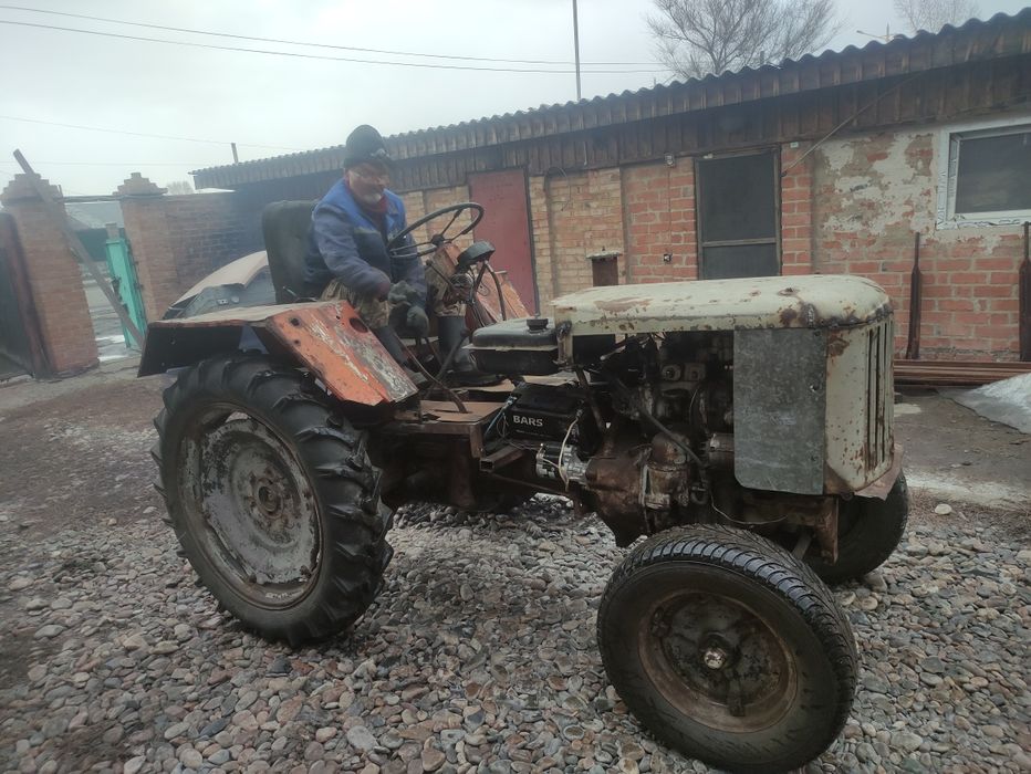 Продается трактор