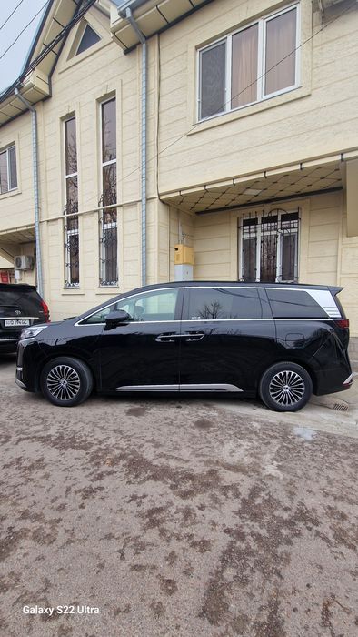 BYD DENZA D9 продам