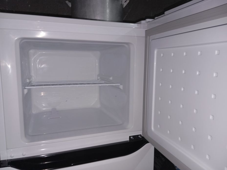 Артел холодильник бу сотилади