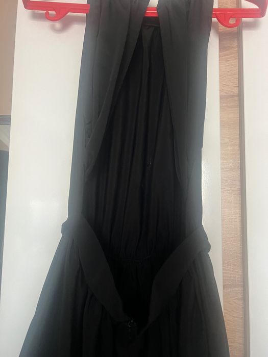 Елегантна дамска рокля