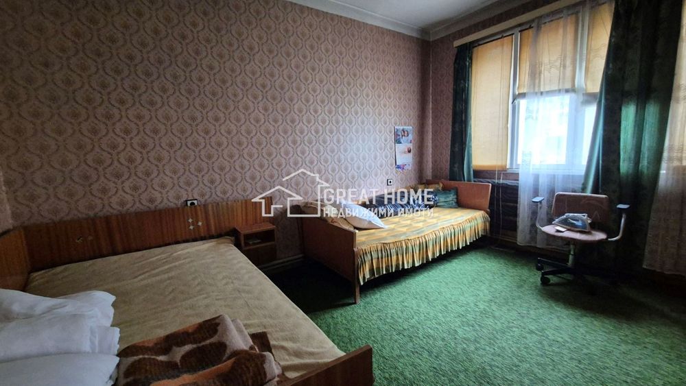 Продава се Многостаен апартамент в Търговище, Център - 215 кв.м за 712 €/кв.м - Снимка #2