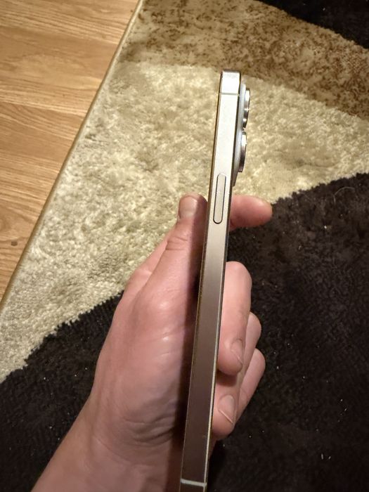 iPhone 15 pro Max 256 GB - бял, от Yettel - Гаранция до 05/2027г