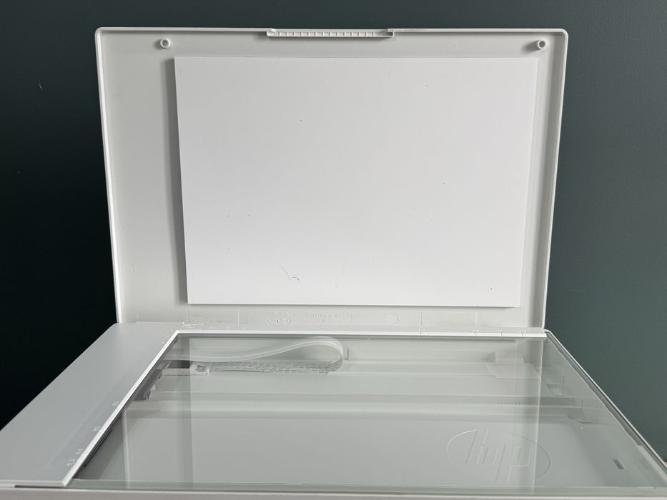 Продам принтер HP laserjet pro MFP M130 nw