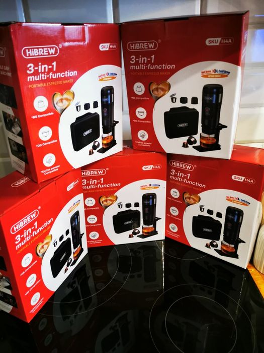 Продавам преносима кафе машина 12/220v Hibrew