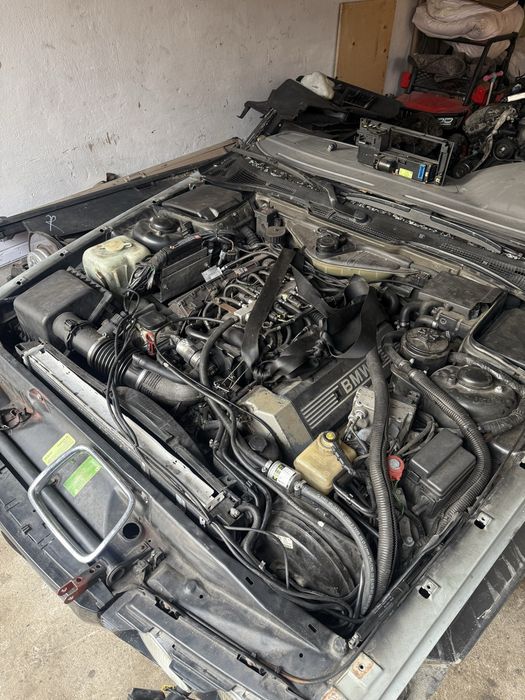 Мотор м60 обьем 3.0 BMW e34