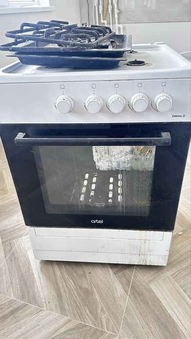 Продается газовая плита б/у