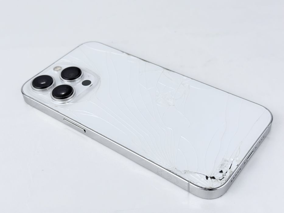 Apple iPhone 13 Pro 128GB Silver Отличен!