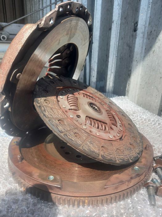 ОПЕЛ Зафира-калник, кормилна кутия,вакум помпа,дебитомер,носачи,други