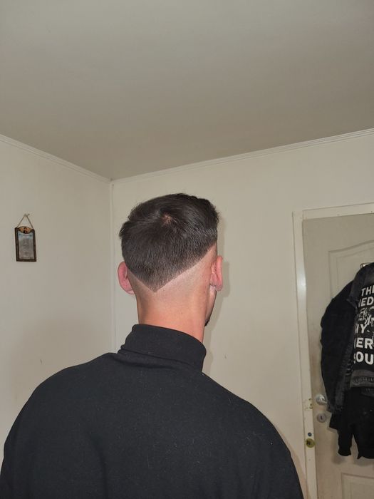 Tund la domiciliu clientului Barbati, Varstnici si Copii