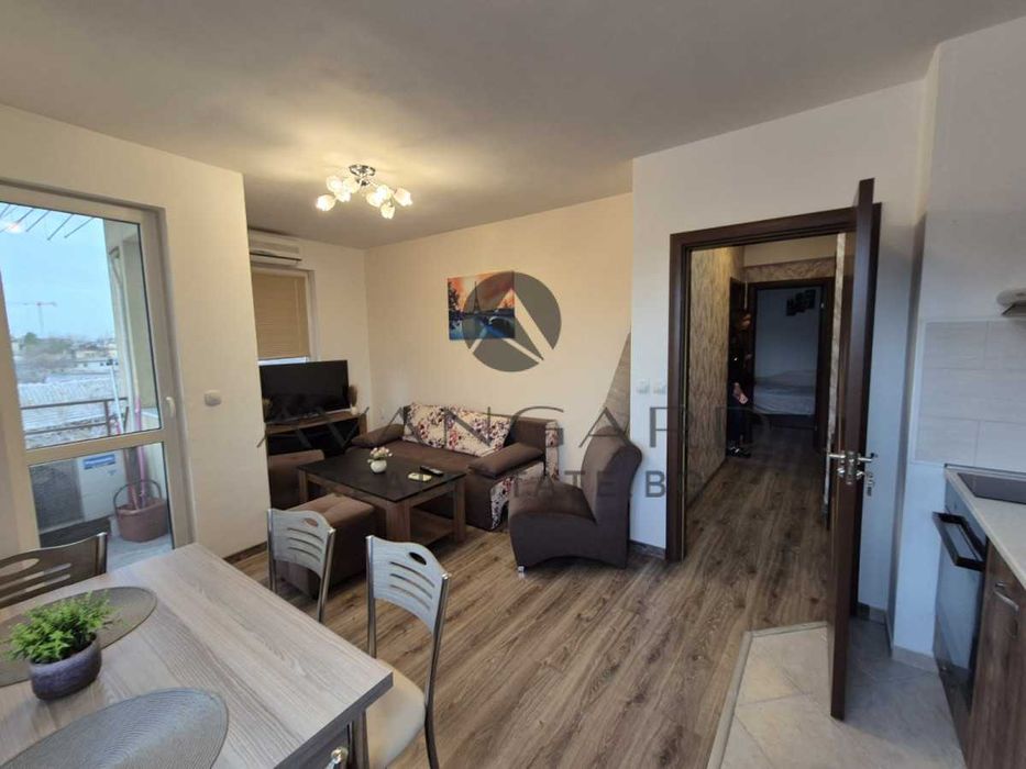 Продава се Тристаен апартамент в Пловдив, Младежки Хълм - 75 кв.м за 1800 €/кв.м - Снимка #1