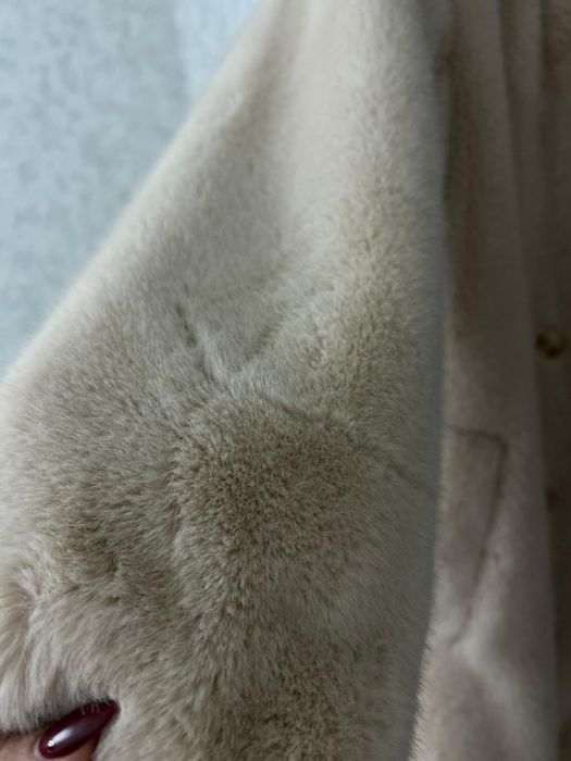 Продам шубу эко трендовая