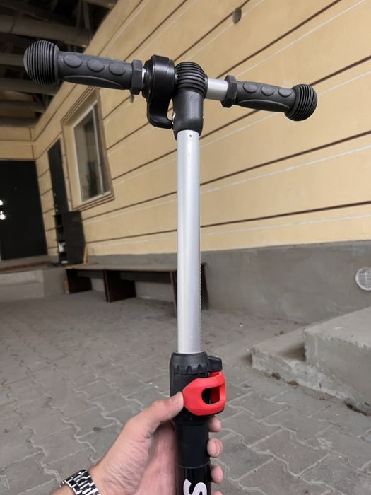 Самокат для детей электрический