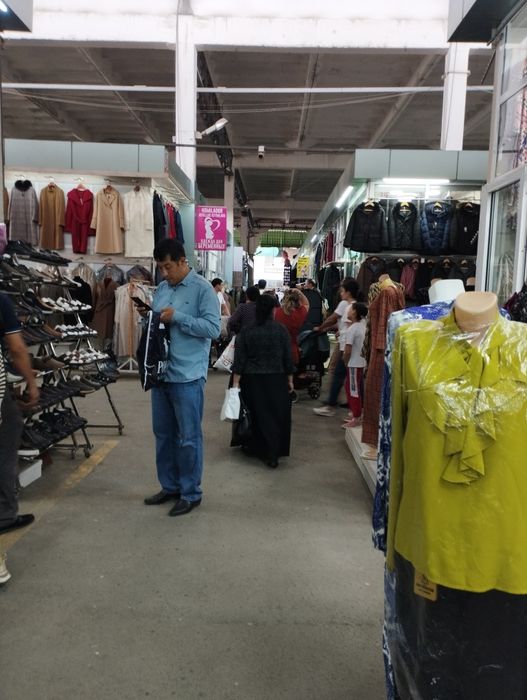 Дукон сотаман. Иппадром корейс бозорида.Продаю магазин.