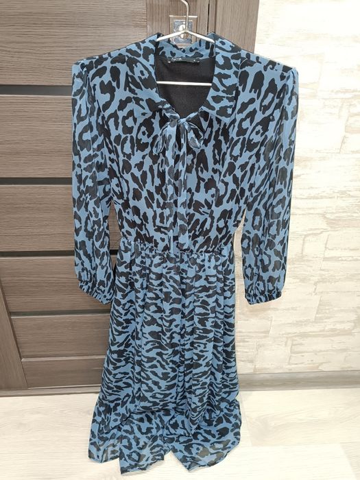 Продам новое платье